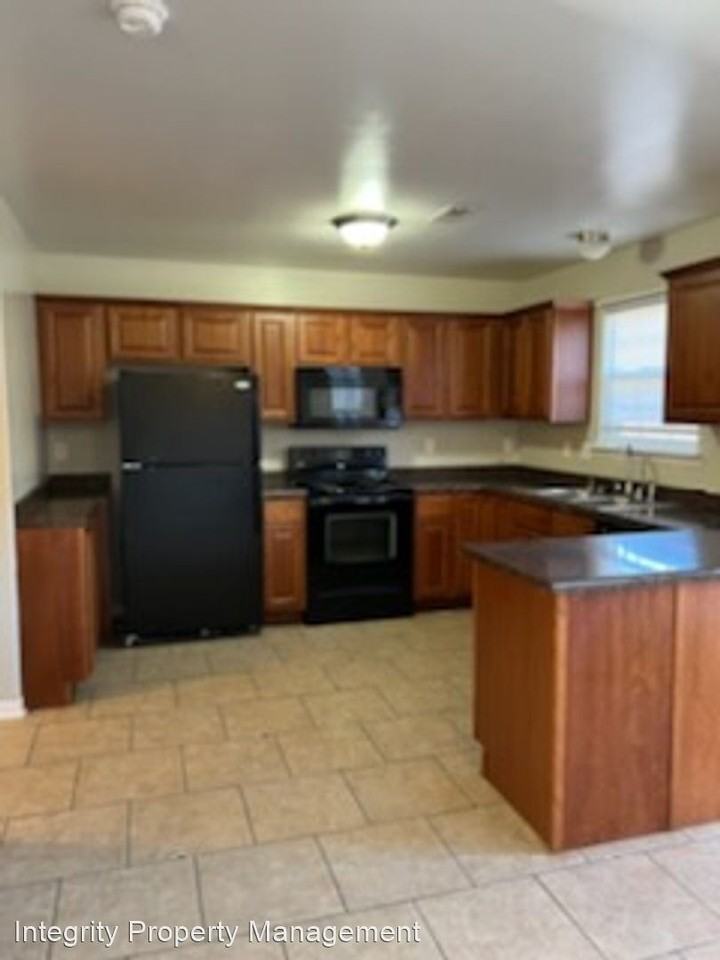 16318 A&B Holy Cross Apartments in St Robert, MO 65584 Zumper