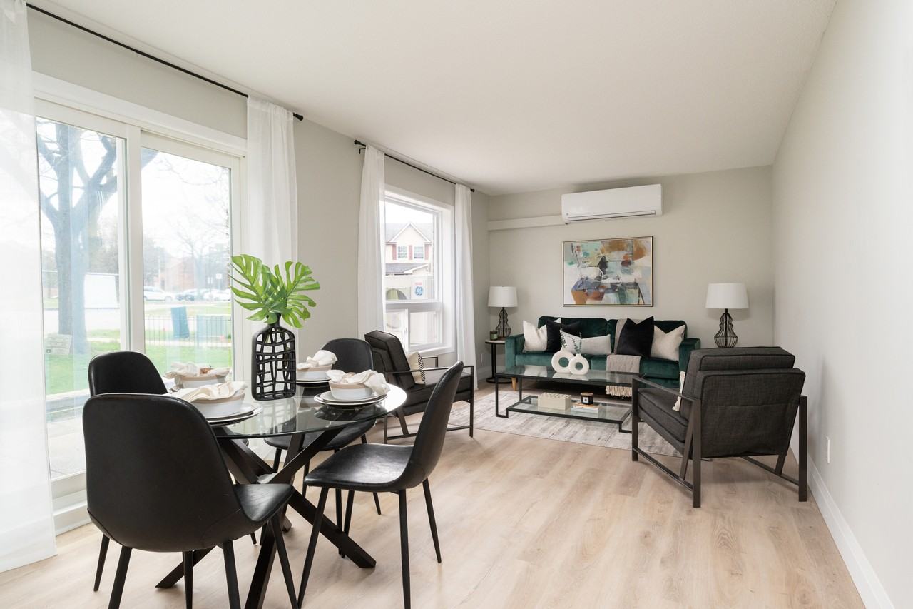 Cedar Valley Townhomes Apartments 240 Ormond Dr, Oshawa, ON L1G 6T5