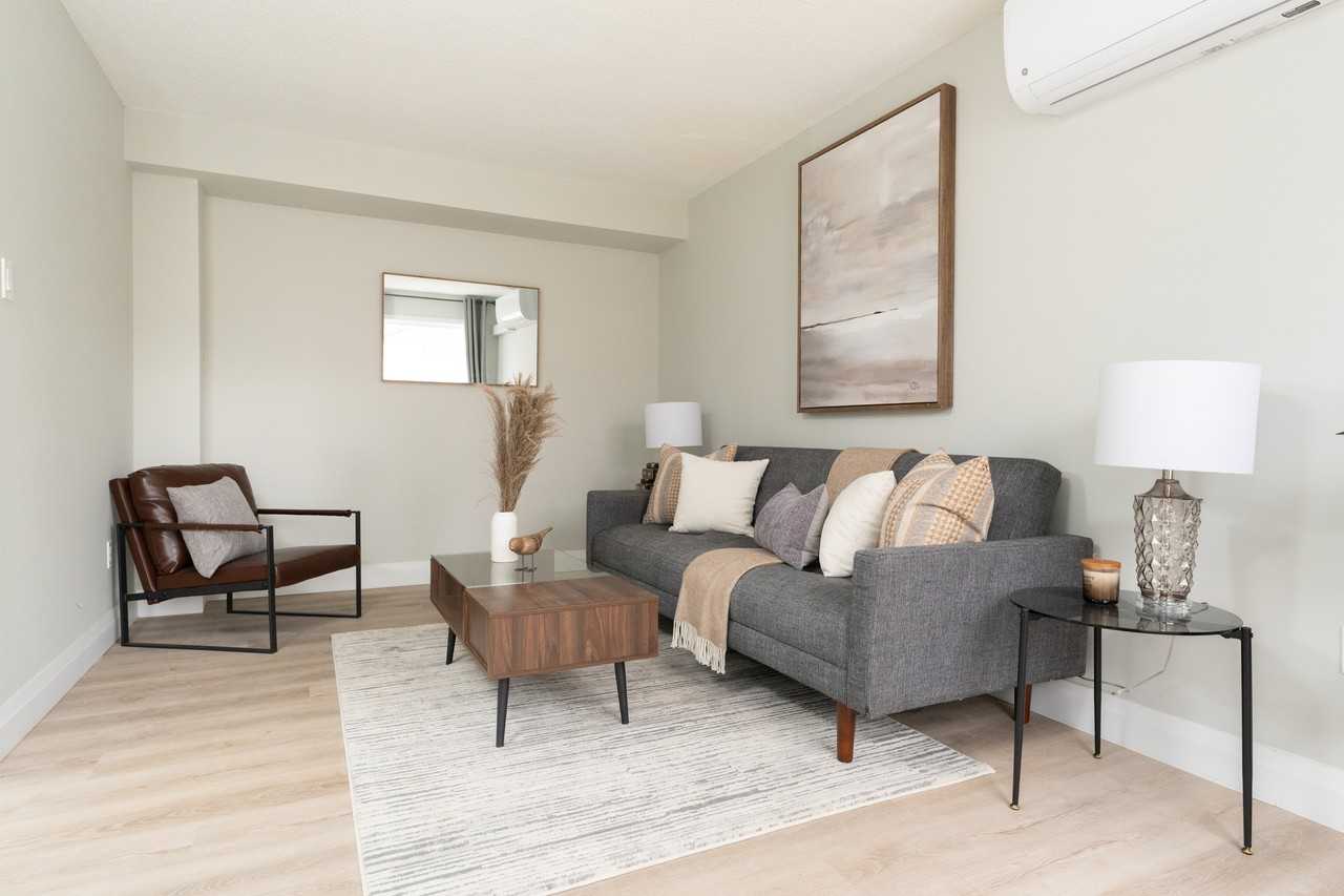 Cedar Valley Townhomes Apartments 240 Ormond Dr, Oshawa, ON L1G 6T5