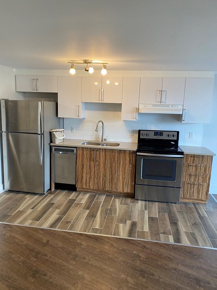 3405 Benny Apartments 3405 Av Benny, Montréal, QC H4B 0A4 Zumper