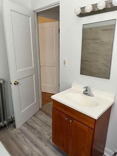 Crandon Apartments 5 23072311 E. 69th Street/ 690109 S. Crandon