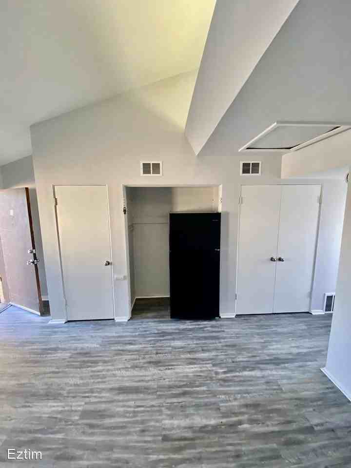 2323 Woodson Road Apartments 2323 Woodson Rd, Overland, MO 63114 Zumper