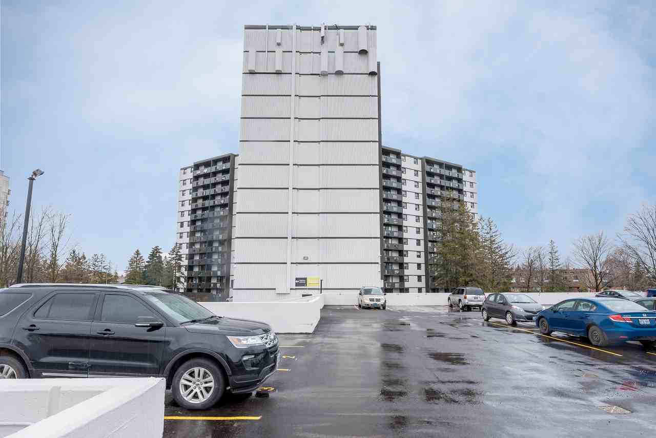 3360 Paul Anka Drive Apartments 3360 Paul Anka Dr, Ottawa, ON K1V 9S2