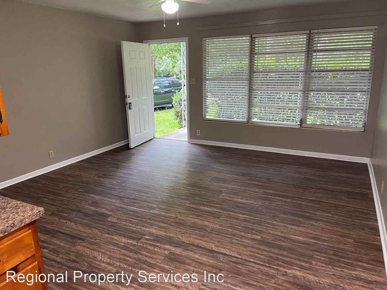 1912/10 Drive Apartments in Hartsfield Plantation, Tallahassee