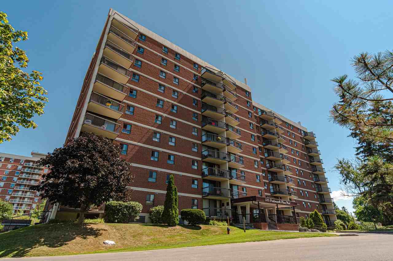 Portsmouth Place West Apartments 523 Portsmouth Ave, Kingston, ON K7M