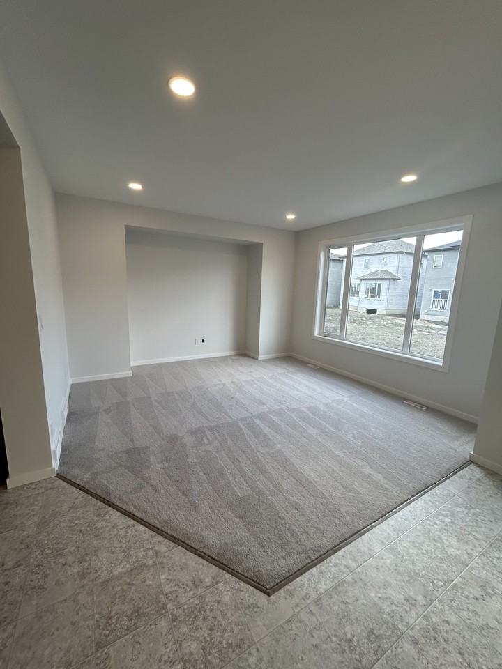 280 Crestmont Drive Apartments 280 Crestmont Dr, Winnipeg, MB R3X 0V7