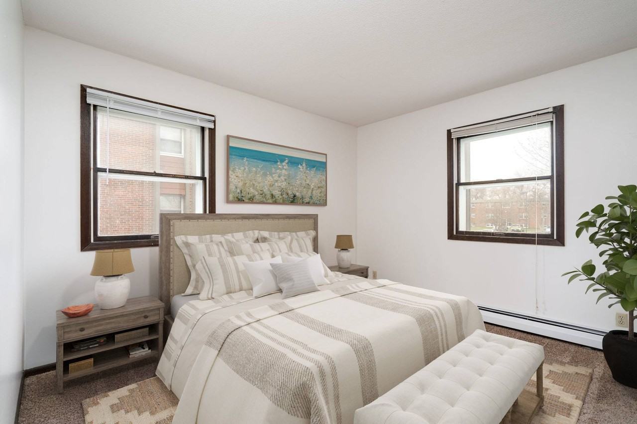 The Colony Apartments 1621 Colony Ct, North Mankato, MN 56003 Zumper