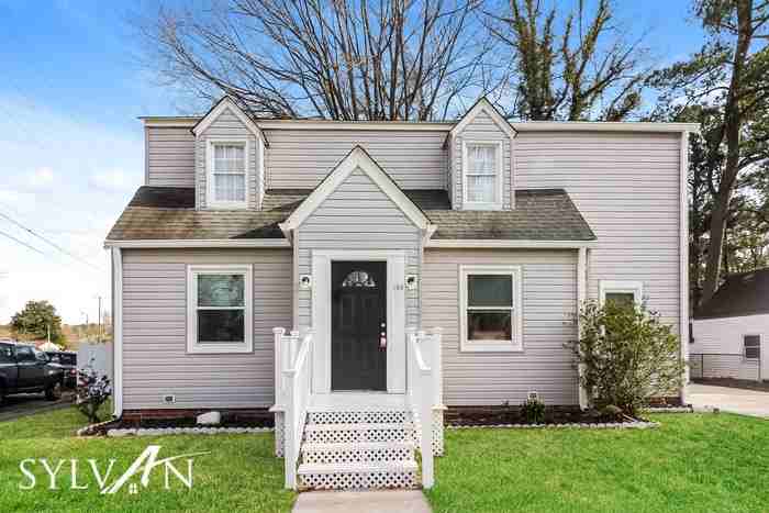 126 Gillis Rd, Portsmouth, VA 23702 3 Bedroom House for 1,475/month