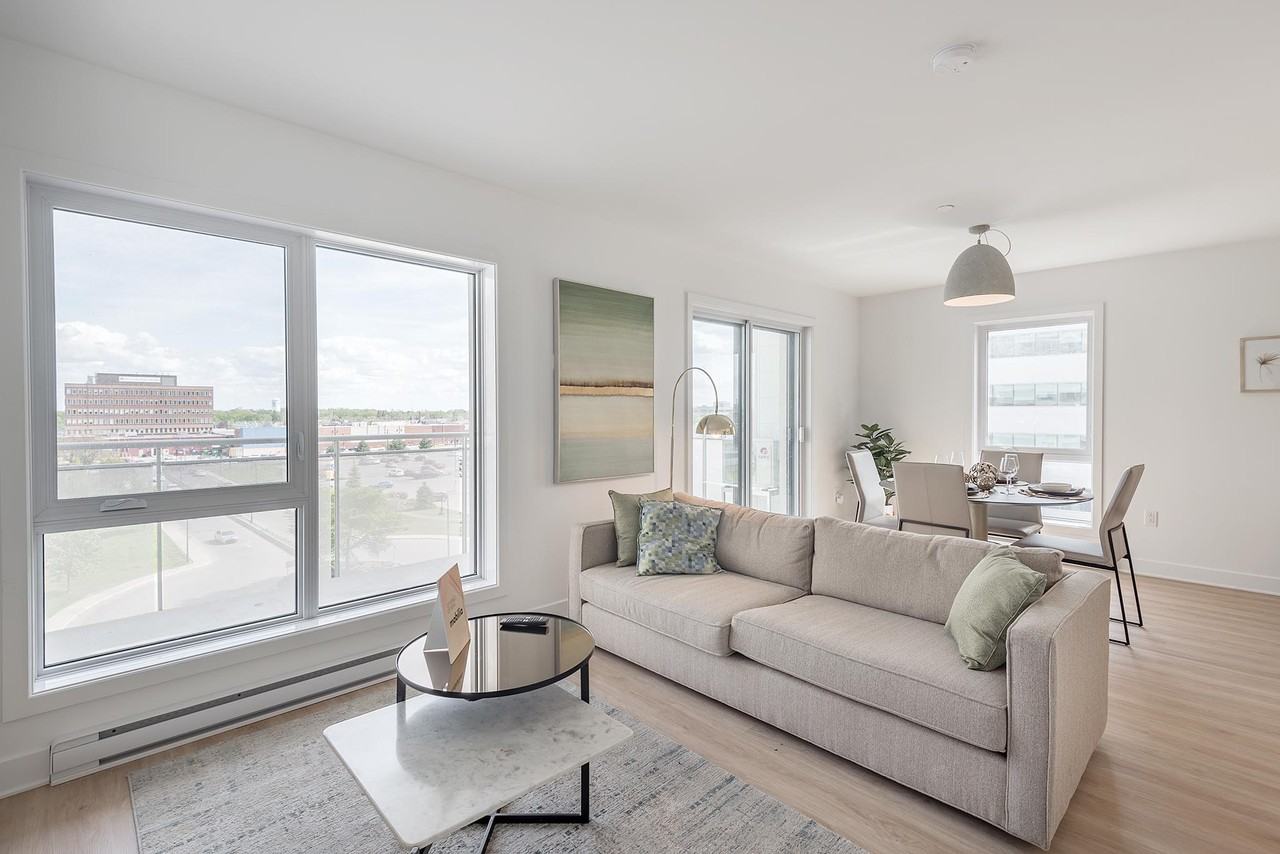 Urban West Apartments 27 Place De La Triade, PointeClaire, QC H9R