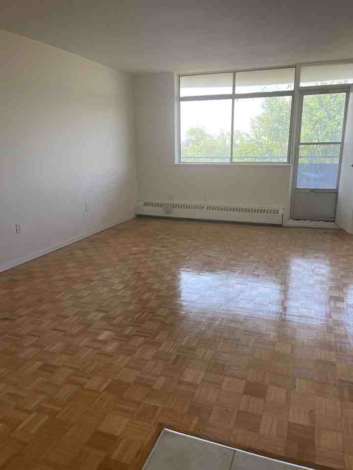 2255 Weston Road, Toronto Apartments 2255 Weston Rd, Toronto, ON M9N