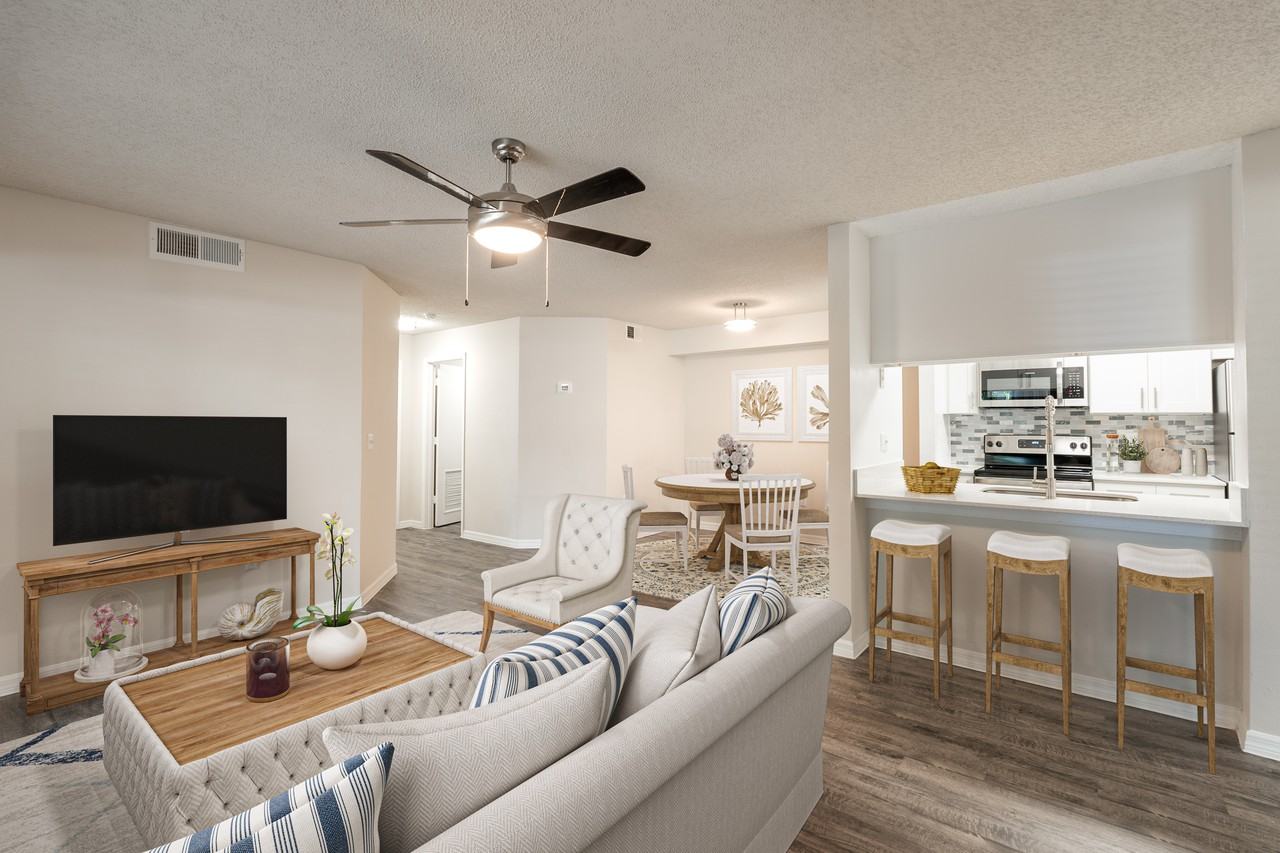 Fisherman's Landing Apartments 8900 Fishermans Pointe Dr, Tampa, FL