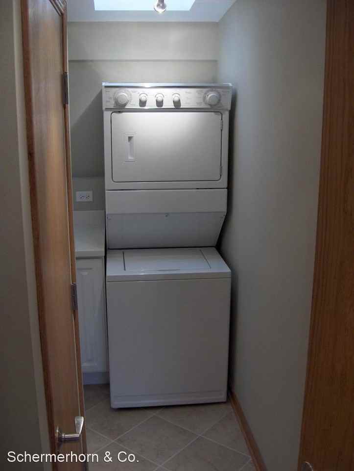 450 Green Bay Road Apartments 450 Green Bay Rd, Kenilworth, IL 60043