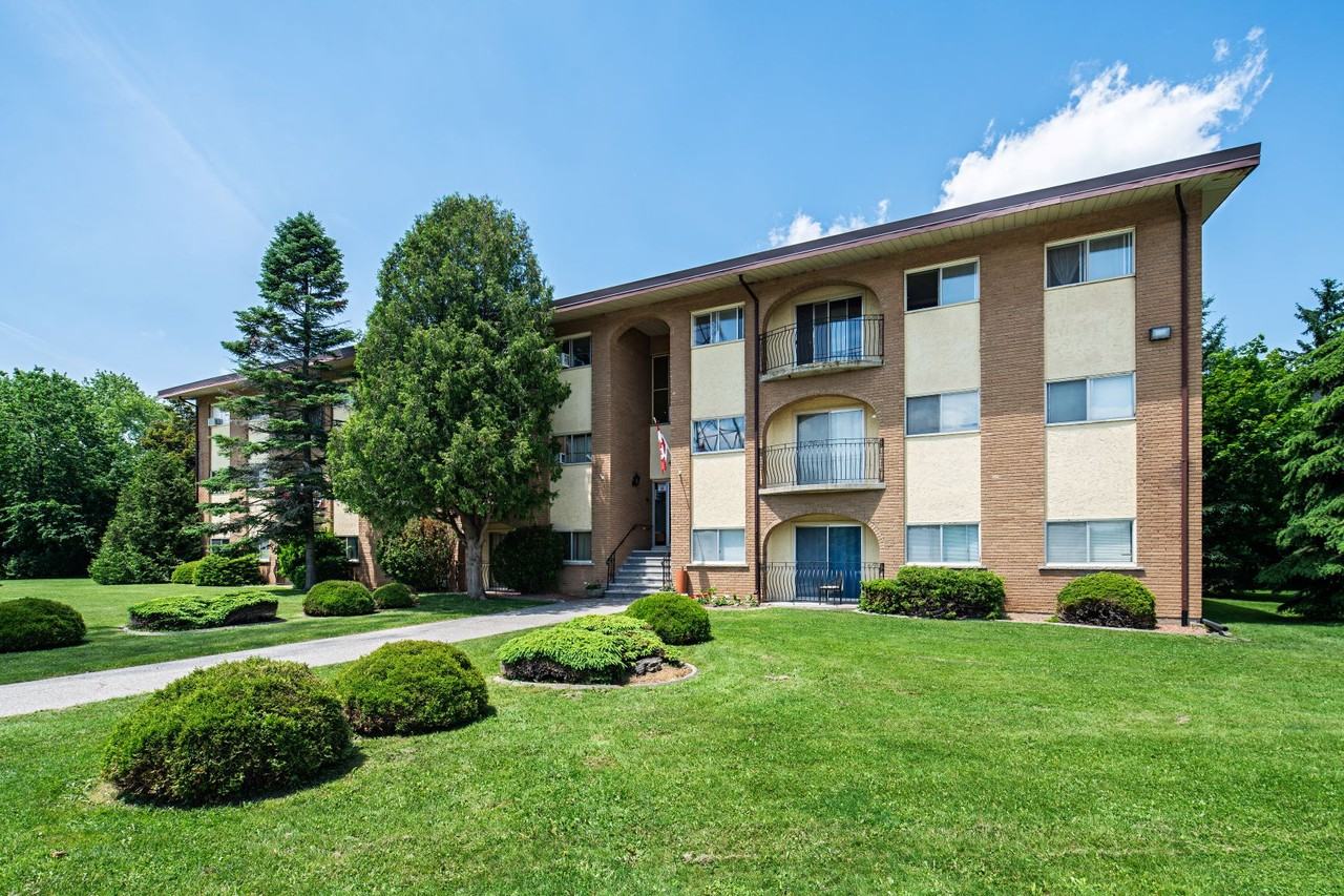 485 Parkside Drive Apartments 485 Parkside Dr, Waterloo, ON N2L 4X6