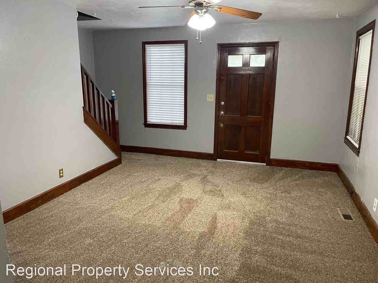 1338/40 Colonial Drive Apartments in Hartsfield Plantation, Tallahassee