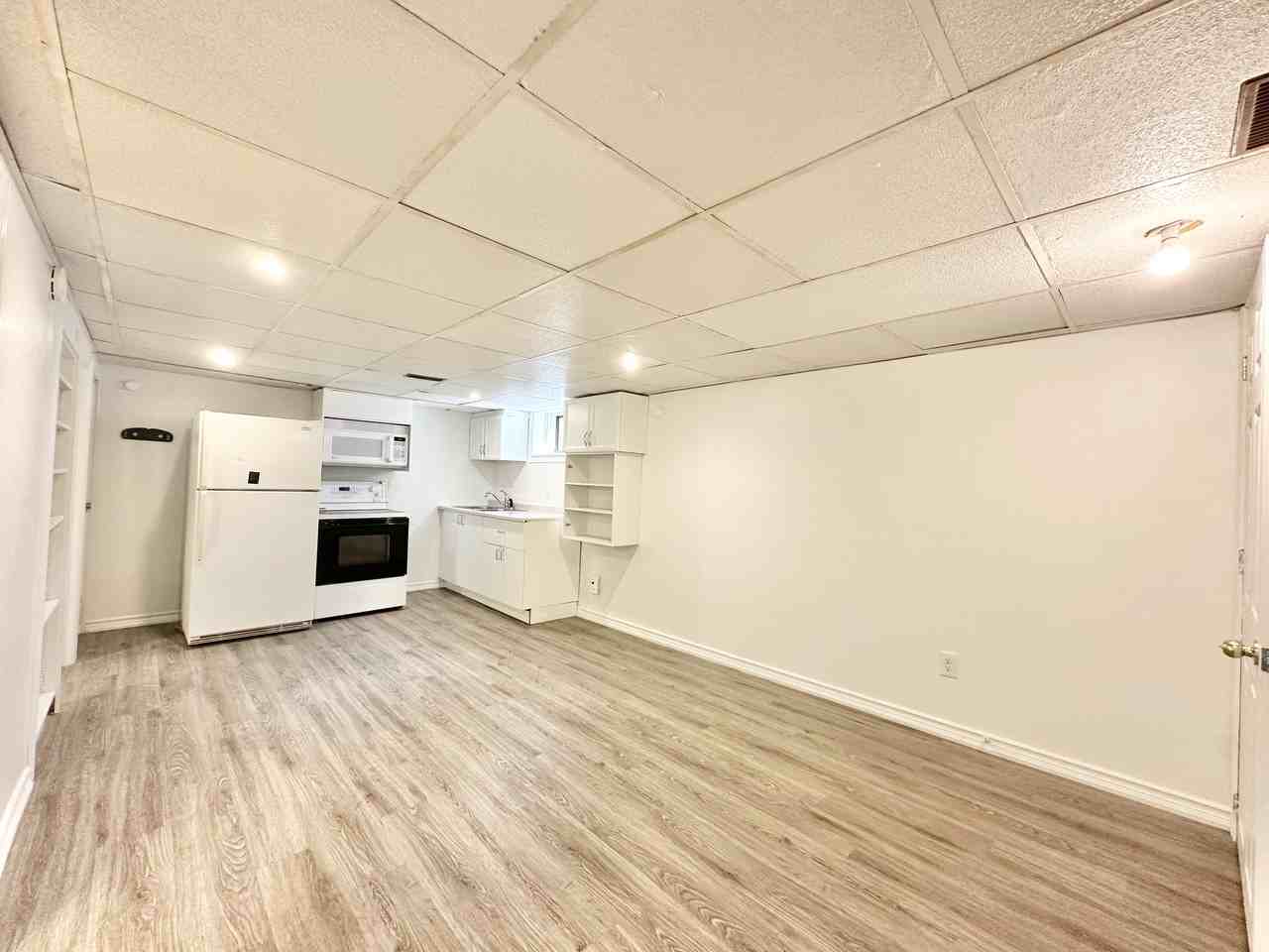 262 Gibbons St, Oshawa, Ontario Apartments 62 Gibbons St, Oshawa, ON L1J 4X9 Zumper