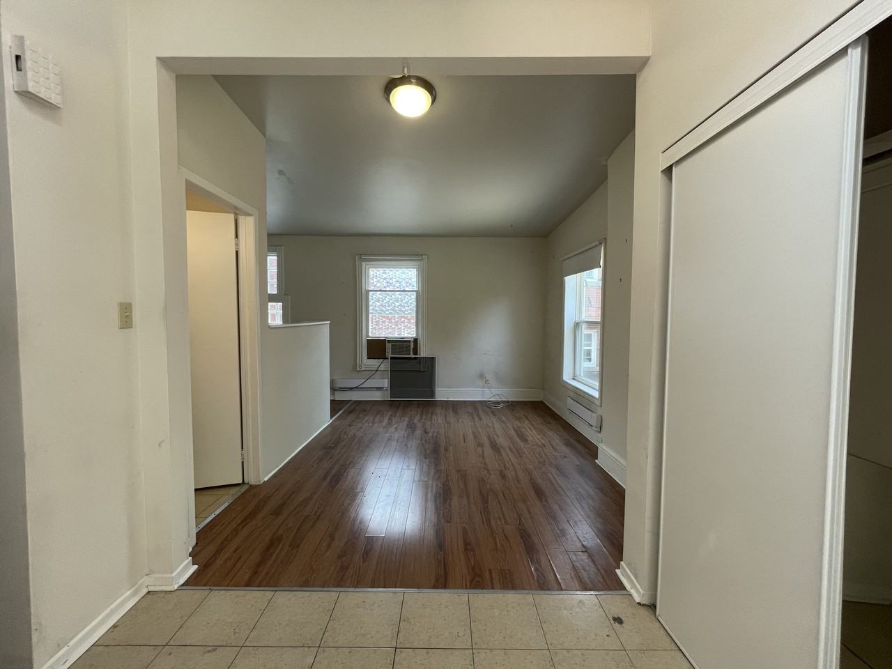 252 Main St W, Hamilton, ON L8P 1J6, CAN 1 bedroom House Rental Zumper