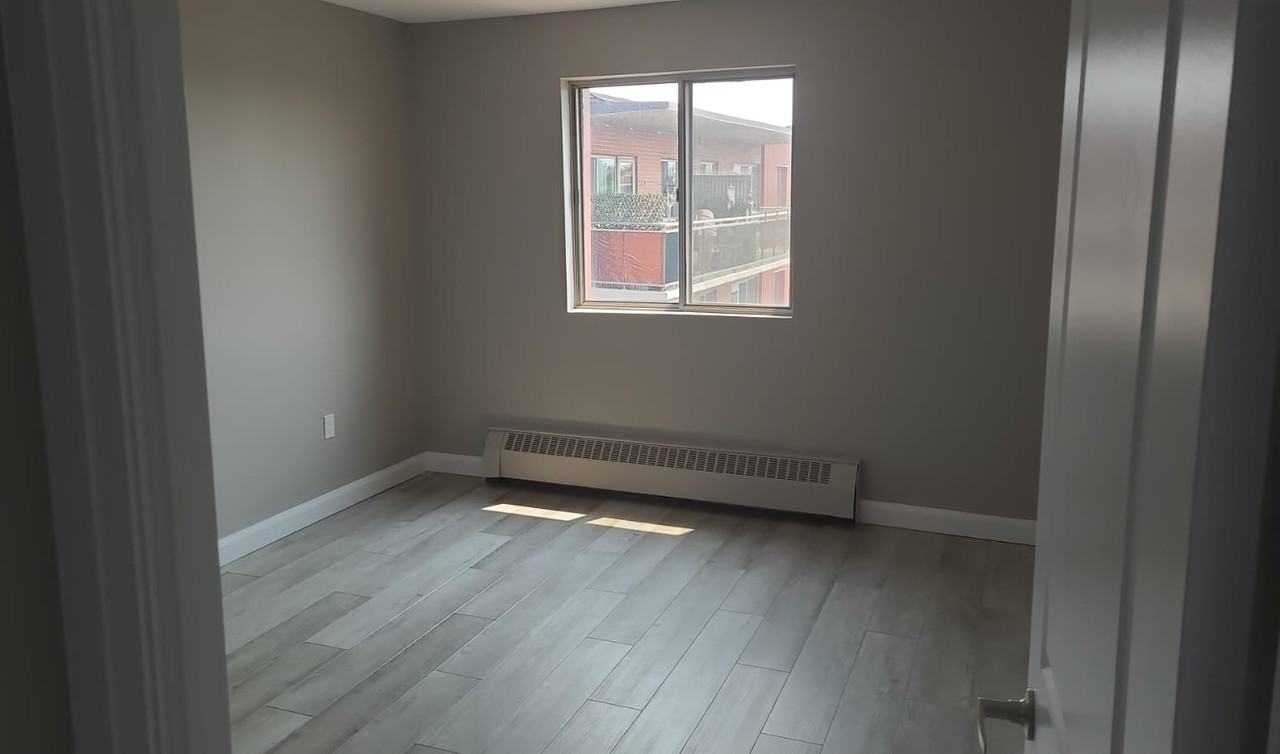 1 Humber Court Apartments 1 Humber Crt, Greater Sudbury, ON P3C 5M1