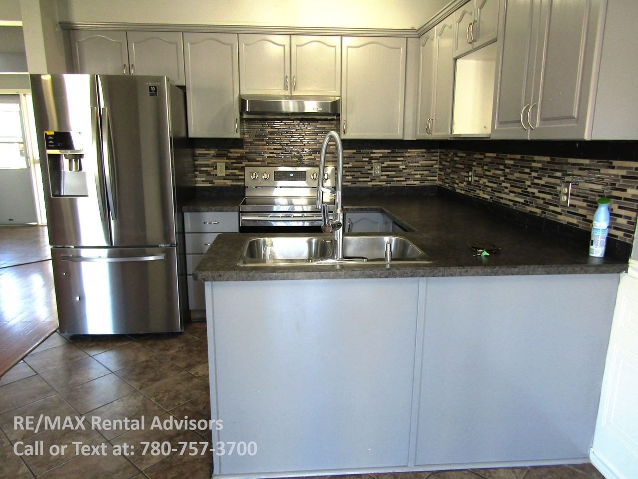 50 Saddleback Rd Ne, Calgary, AB T3J 4K4 3 Bedroom House for 2,150