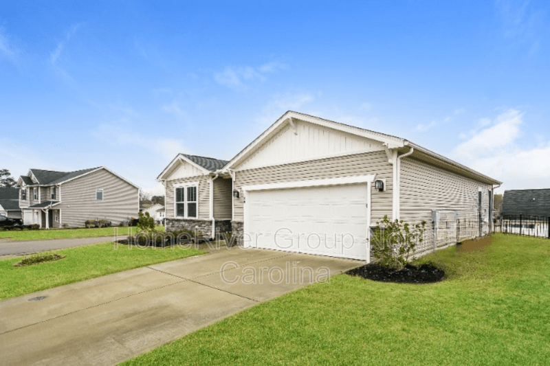 180 Yadkin St, Clayton, NC 27520 3 Bedroom Apartment for 1,675/month