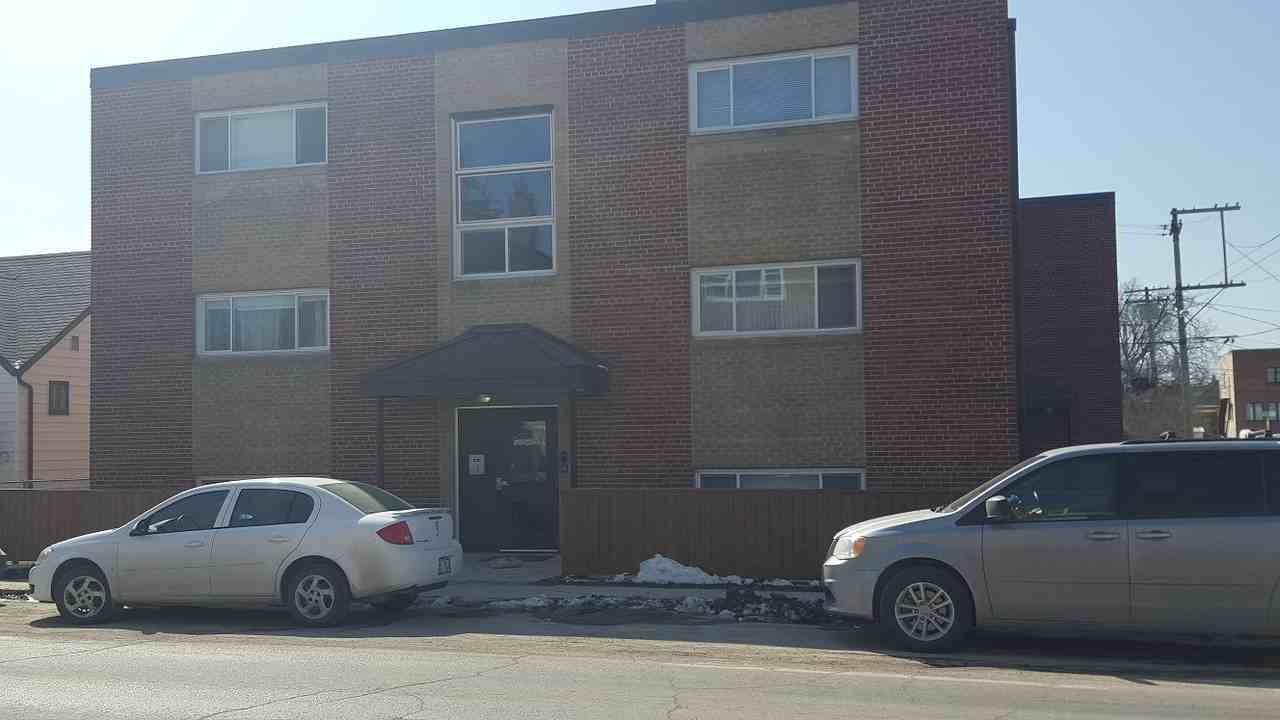 160 Johnson Ave Apartments in Chalmers, Winnipeg, MB R2L 0H6 Zumper