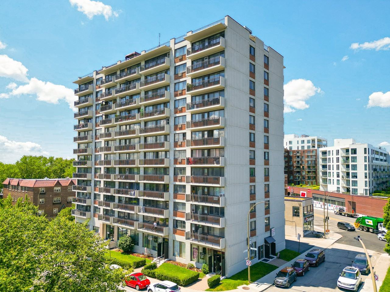 5455 Terrebonne Apartments 5455 Rue De Terrebonne, Montréal, QC H4A