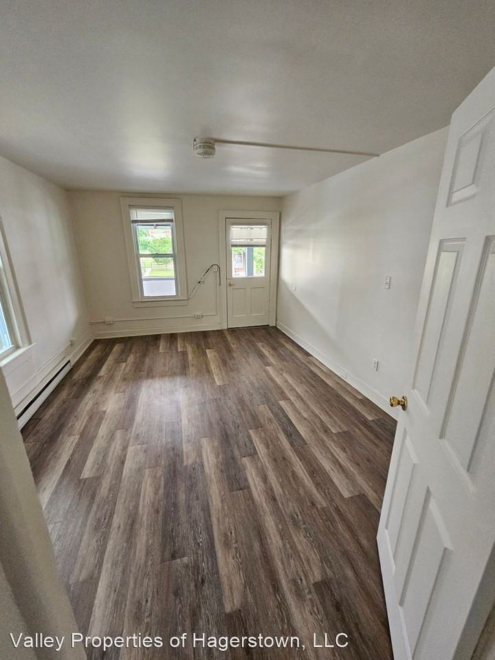 820 Columbia Ave Apartments in Cumberland, MD 21502 Zumper