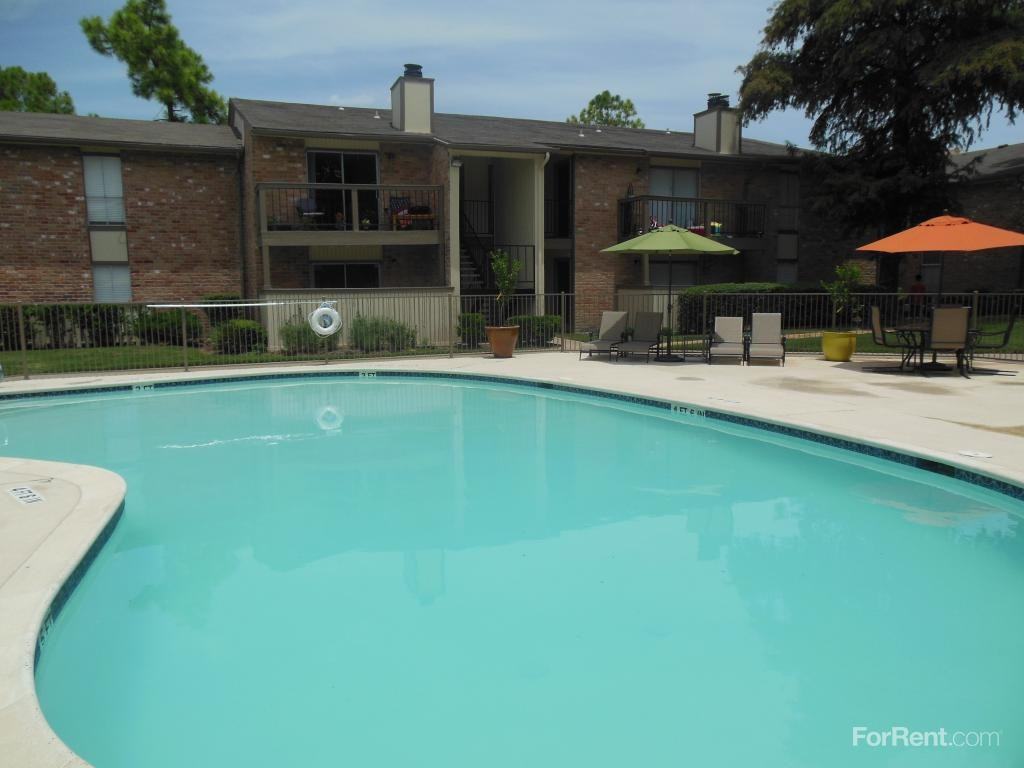 Villa La Jolla Apartments 10101 Forum Park Dr, Houston, TX 77036 Zumper