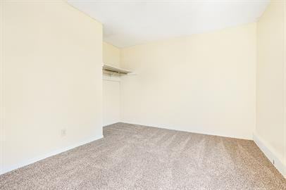 475 Buckboard Court Southeast Apartments 475 Buckboard Ct Se, Four