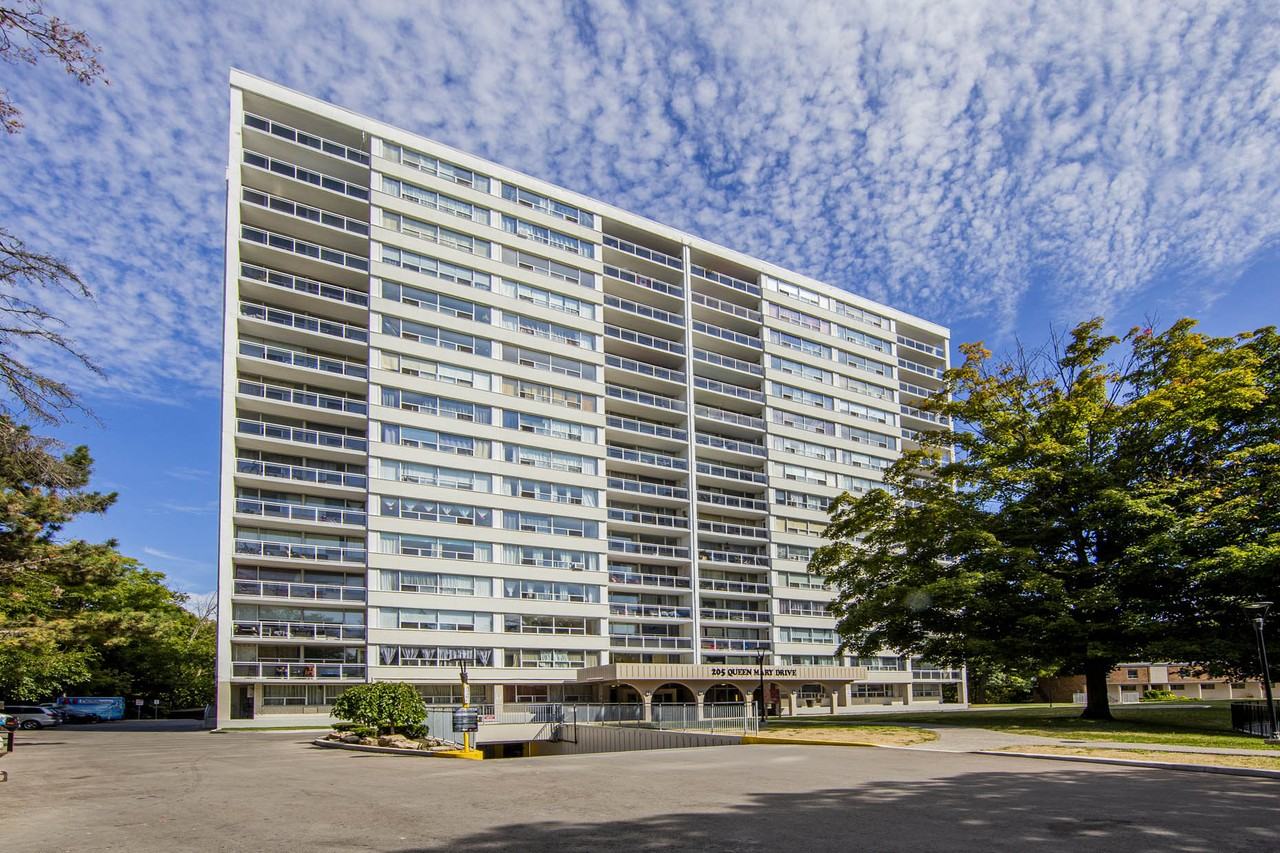 Park Terrace II Apartments 205 Queen Mary Dr, Oakville, ON L6K 3K8