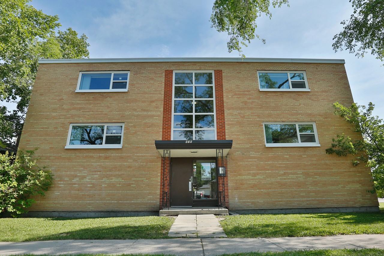 475 Edison Avenue Apartments 475 Edison Ave, Winnipeg, MB R2G 0M2