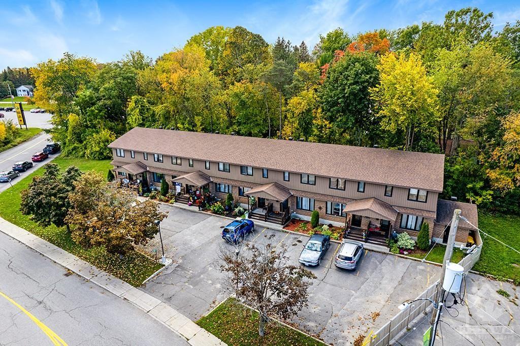 1157 Maple Avenue 6 Apartments 1157 Maple Ave, Ottawa, ON K4M None