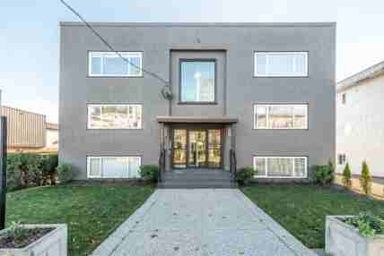 Trois Amis Apartments 1177 Esquimalt Rd, Esquimalt, BC V9A 3N6 Zumper