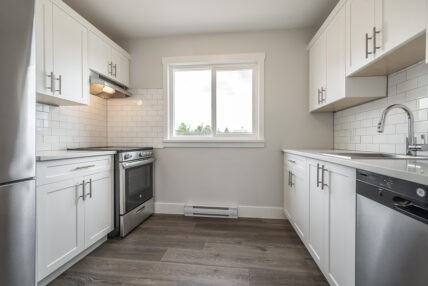 Trois Amis Apartments 1177 Esquimalt Rd, Esquimalt, BC V9A 3N6 Zumper