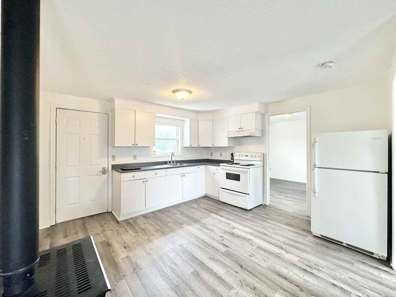 31369 Killarney Beach Road, Lefroy, Ontario Apartments 1565