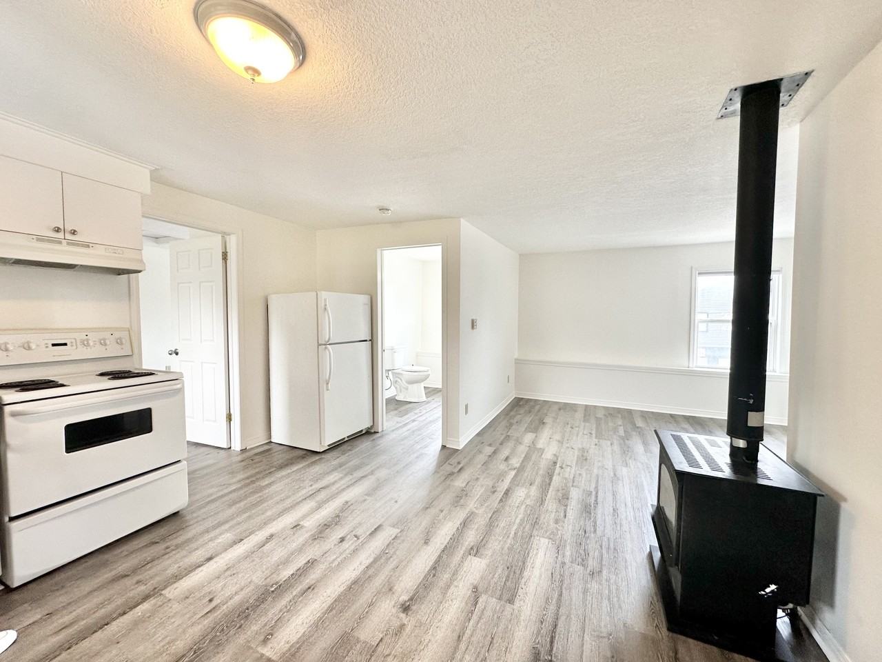 31369 Killarney Beach Road, Lefroy, Ontario Apartments 1565