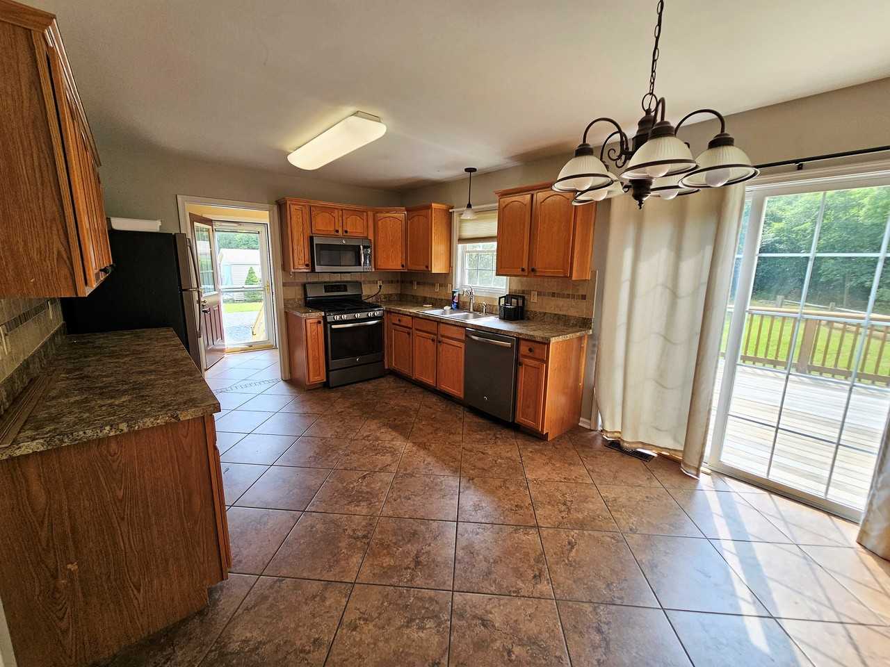 6165 Morris Rd, Pittsville, MD 21850 3 Bedroom House for 1,400/month