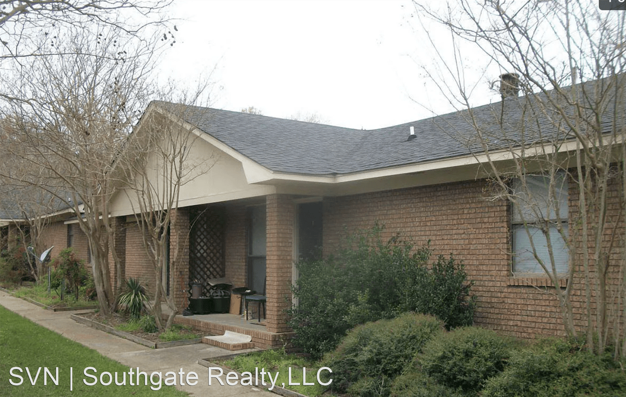 Brookshire Duplexes and Apartment Homes Apartments Shenandoah Dr