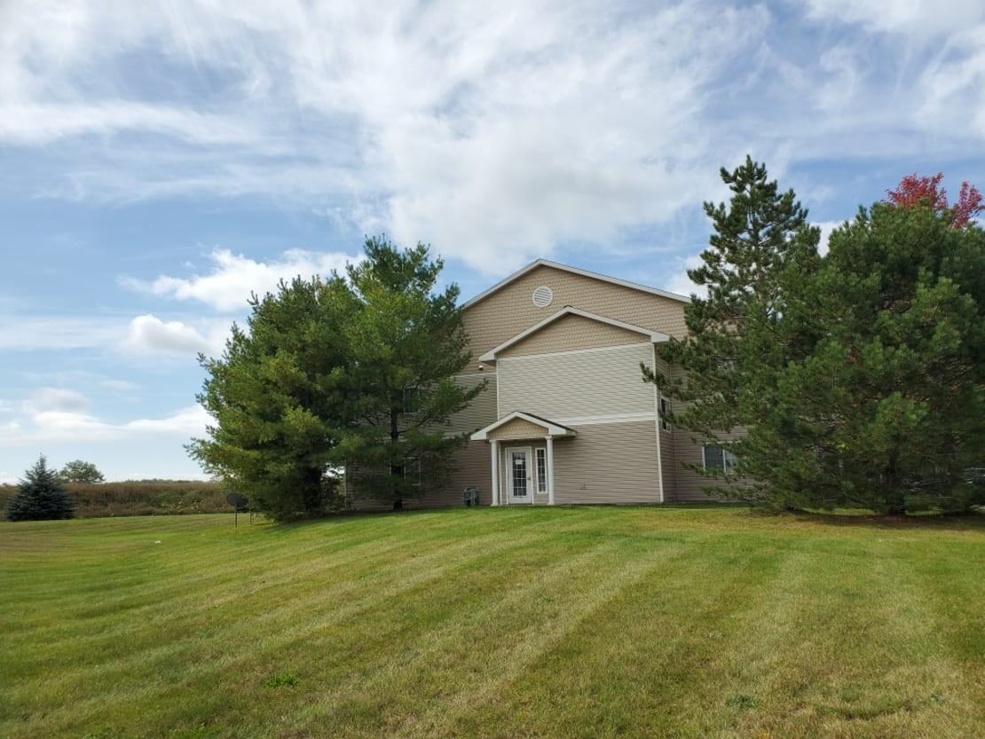 Country Village Apartments in MI 48653 Zumper