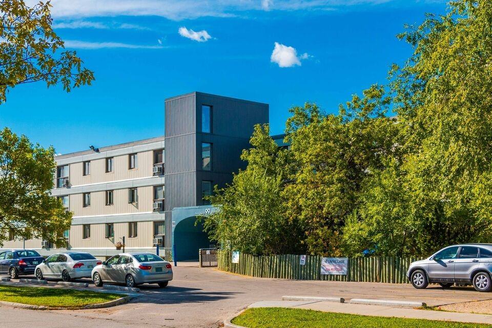 99 Dalhousie Drive Apartments 99 Dalhousie Dr, Winnipeg, MB R3T 3M2 Zumper