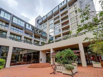 Residences on Burrard Apartments 850 Burrard St, Vancouver, BC V6Z