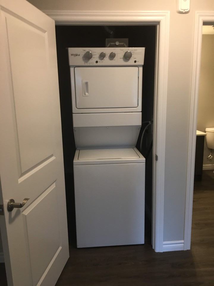 286 Kingswood Estates Apartments 286 Kingswood Dr, Kitchener, ON N2E