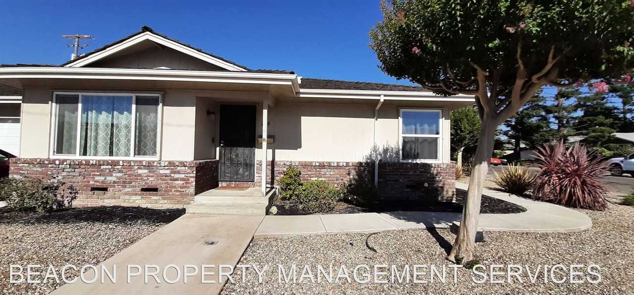200 & 202 N HAM LANE Apartments in Lodi, CA 94242 Zumper