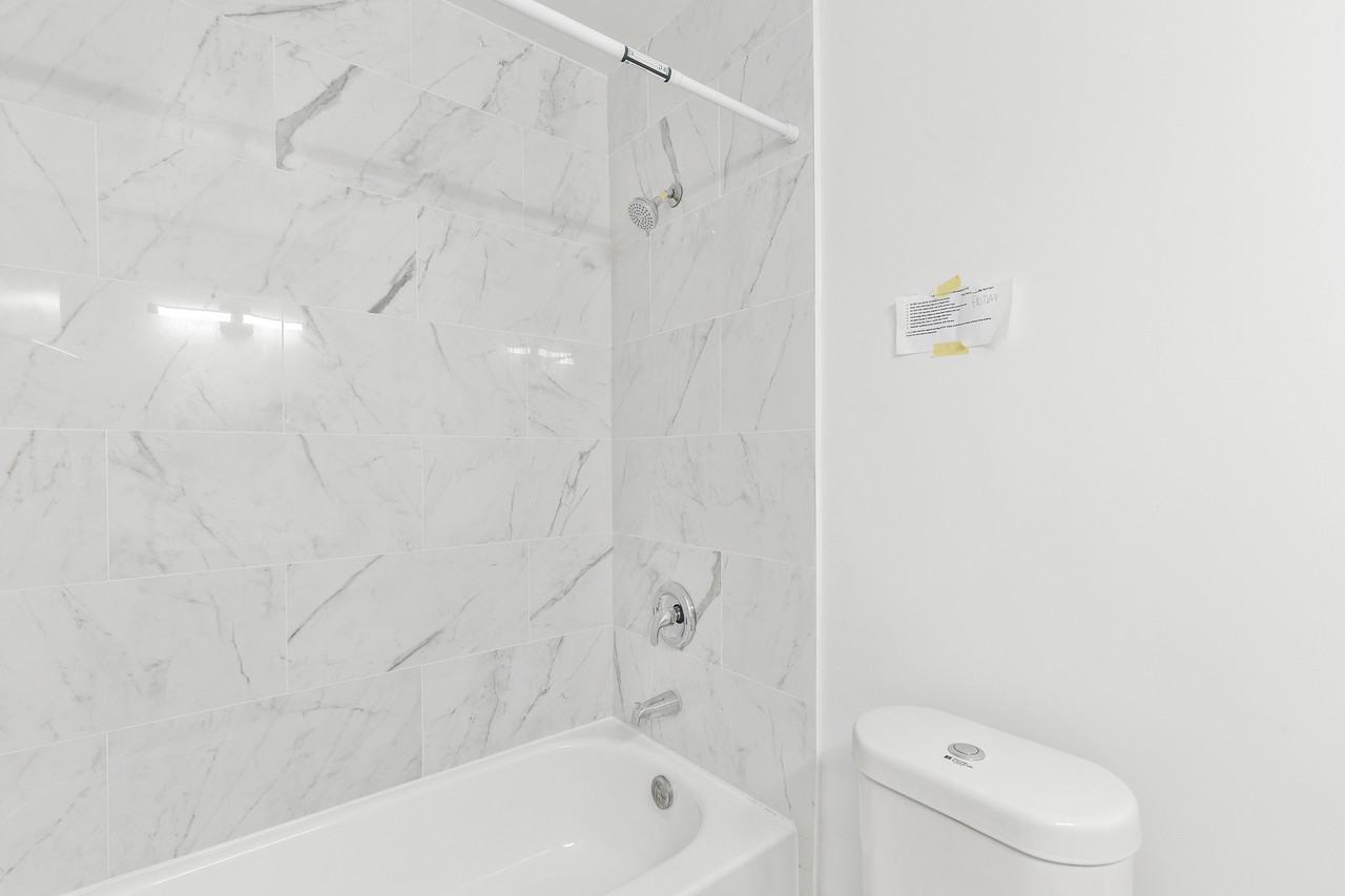 Driftwood Apartments 101 Driftwood Ave, Toronto, ON M3N 2M9 Zumper