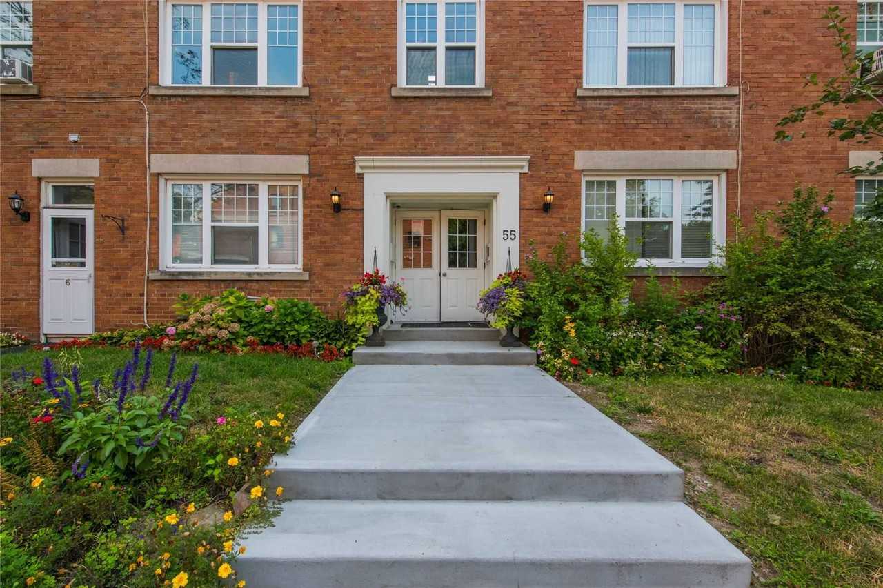 55 Munro Park Ave Apartments 55 Munro Park Ave, Toronto, ON M4E 3M2