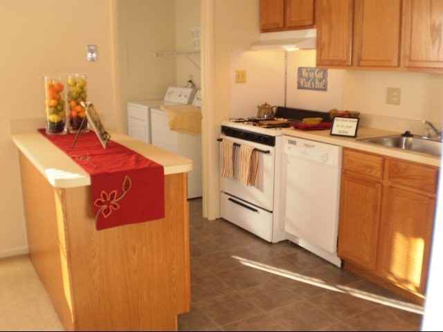 HOLLY STATION TOWNHOMES Apartments 3001 Hollins Ln, Waldorf, MD 20601