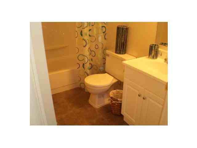 HOLLY STATION TOWNHOMES Apartments 3001 Hollins Ln, Waldorf, MD 20601