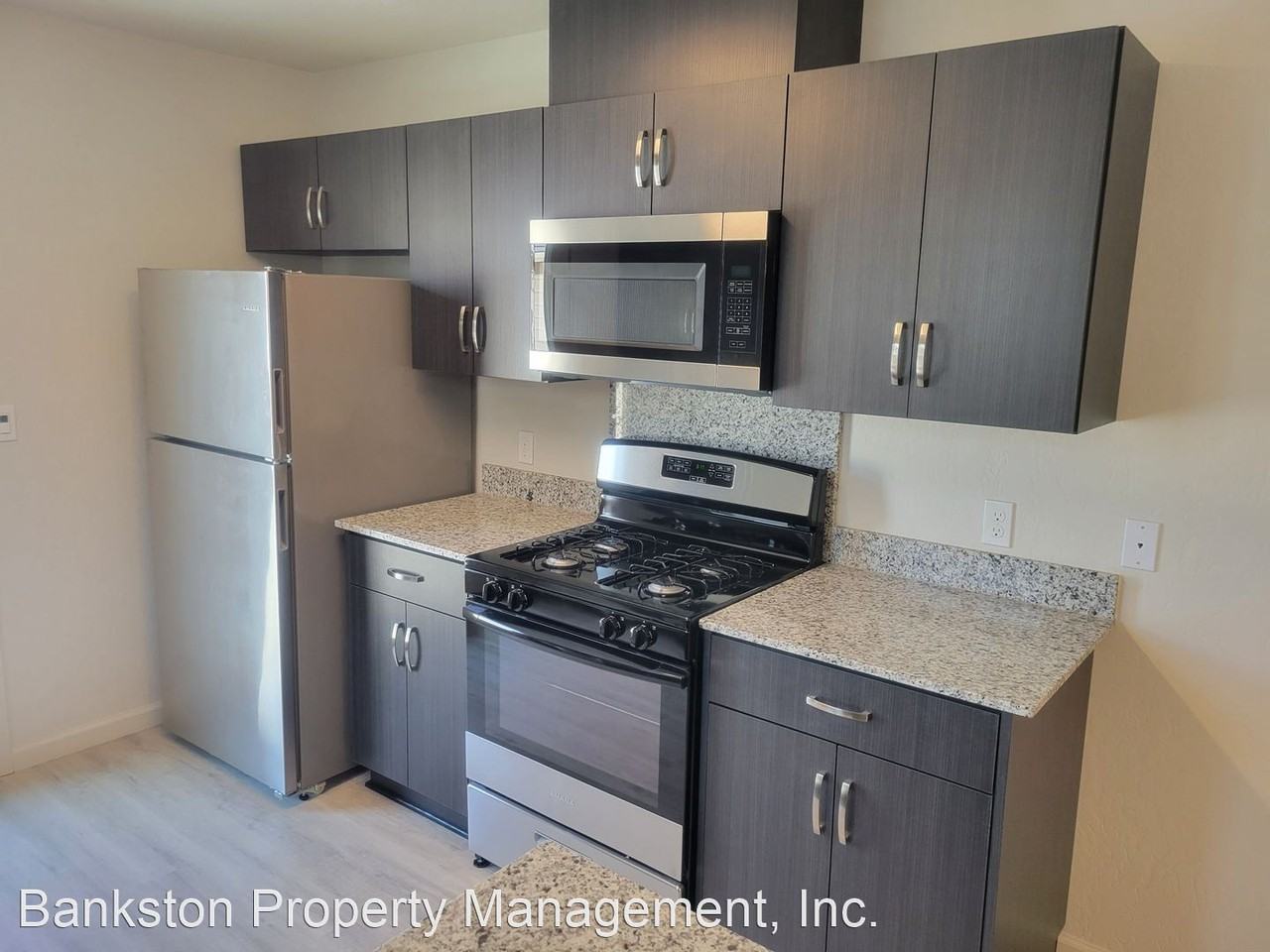 705, 707, 709 & 711 Aberdeen Apartments in Tulare, CA 93274 Zumper