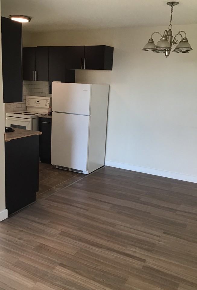 925 Chancellor Apartments in Montcalm, Winnipeg, MB R3T 2J9 Zumper