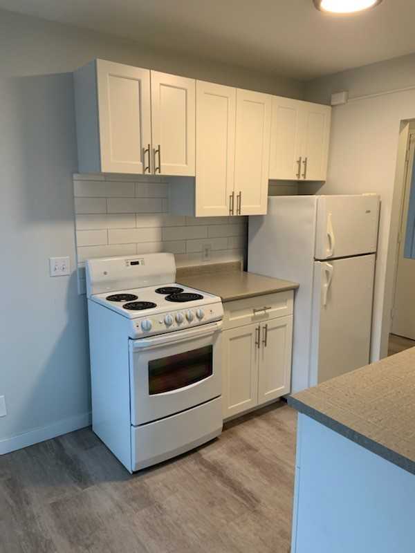 445 Talbot Apartments in Chalmers, Winnipeg, MB R2L 0R2 Zumper