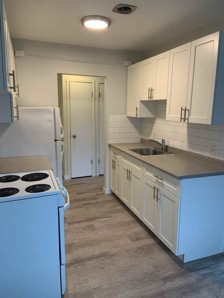 445 Talbot Apartments in Chalmers, Winnipeg, MB R2L 0R2 Zumper